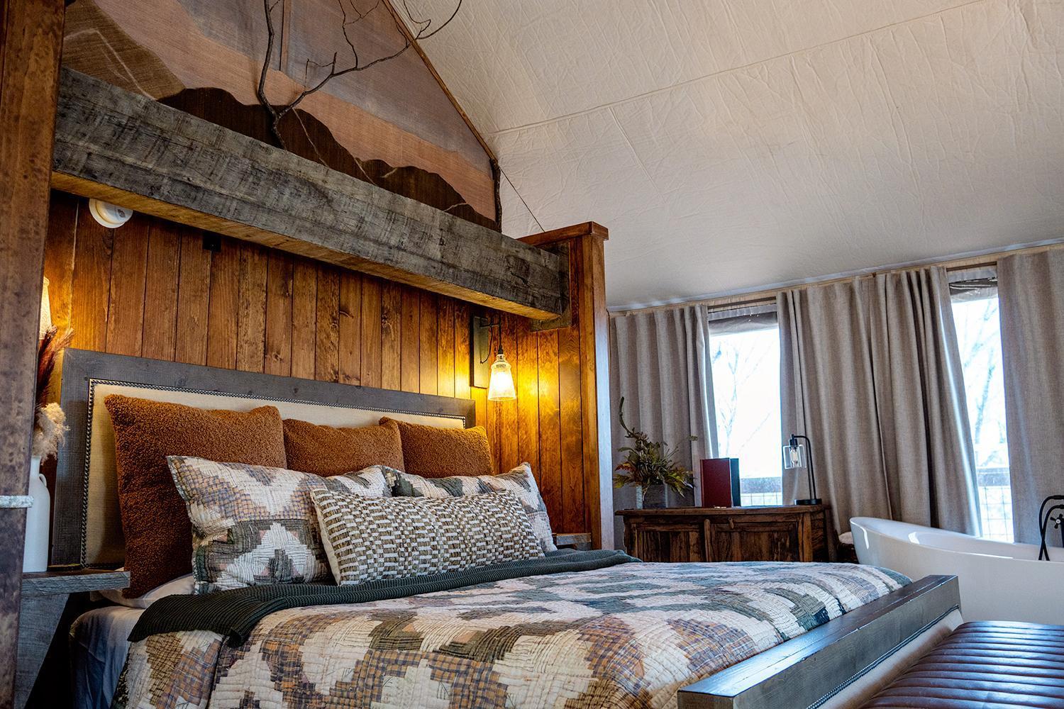 Elk & Embers Mountain Hideaway Otel Waynesville Dış mekan fotoğraf