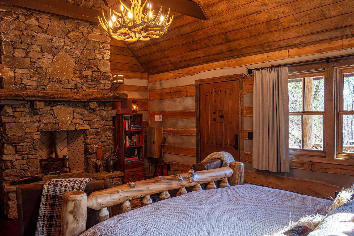 Elk & Embers Mountain Hideaway Otel Waynesville Dış mekan fotoğraf