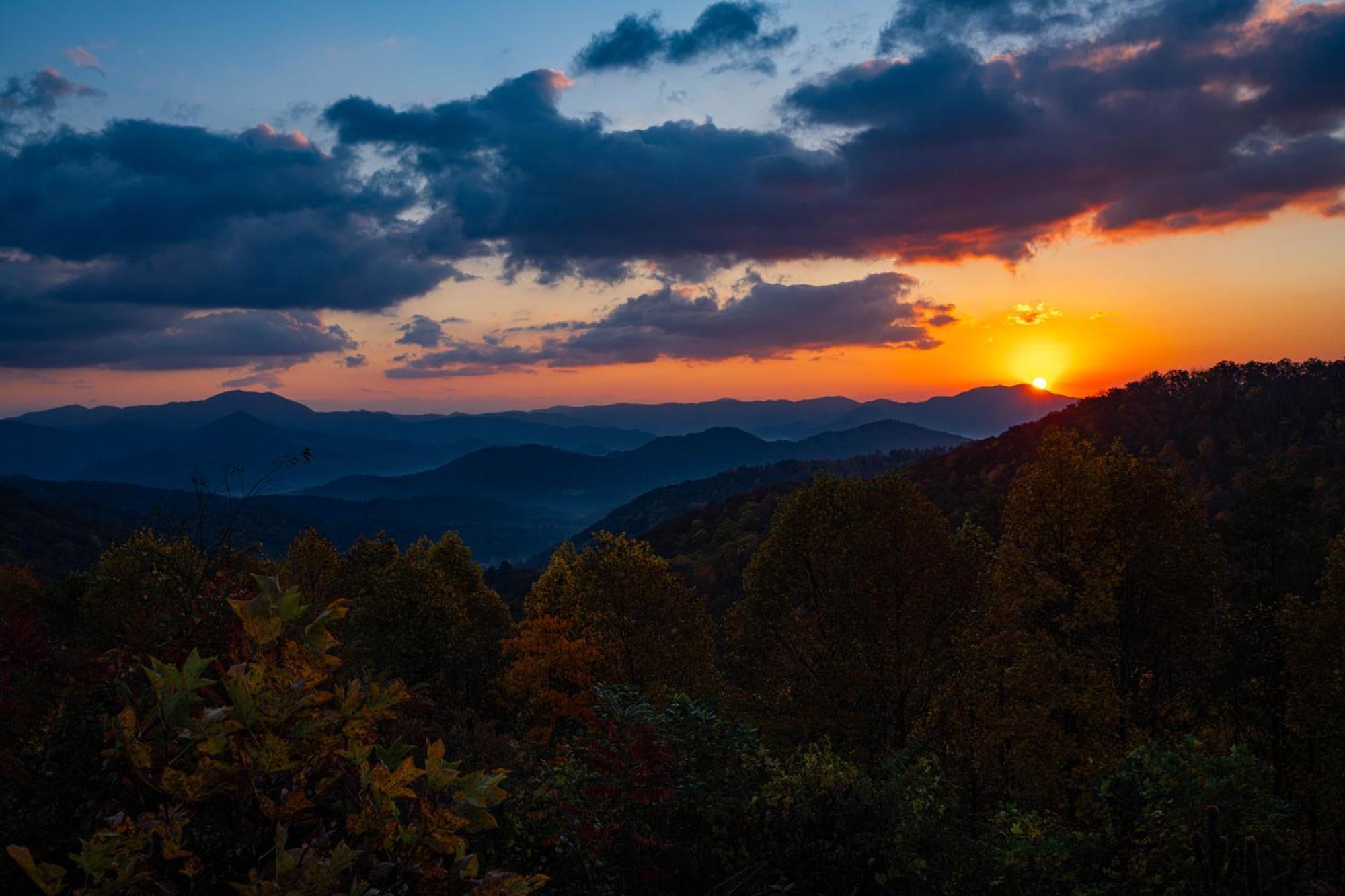 Elk & Embers Mountain Hideaway Otel Waynesville Dış mekan fotoğraf
