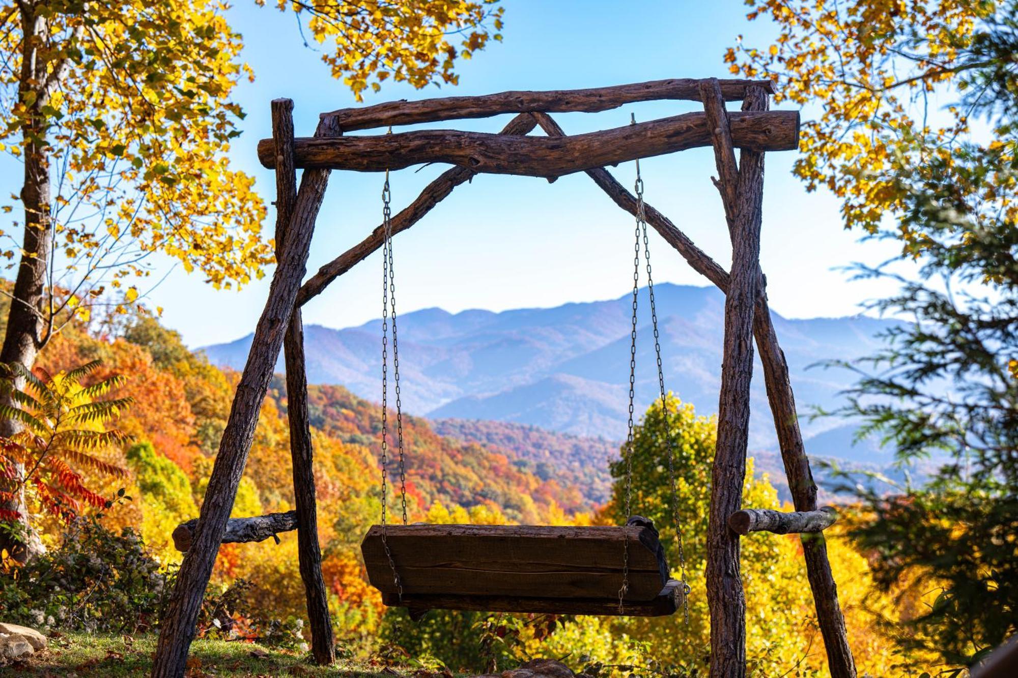 Elk & Embers Mountain Hideaway Otel Waynesville Dış mekan fotoğraf